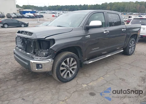 2018 Toyota Tundra Limited 5.7L V8 z USA, uszkodzony, nr VIN 5TFHW5F16JX711029